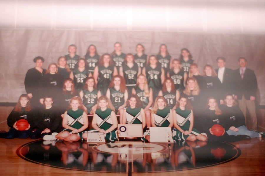 The girls basketball team with the championship from 1993-1994.